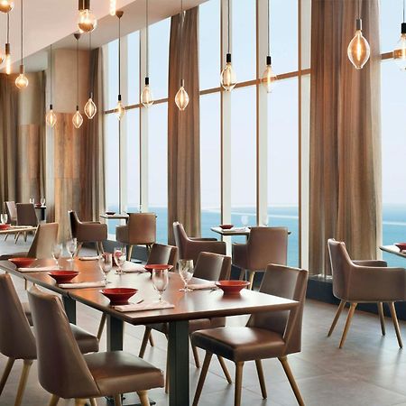 Delta Hotels By Marriott City Center Ντόχα Εξωτερικό φωτογραφία The restaurant