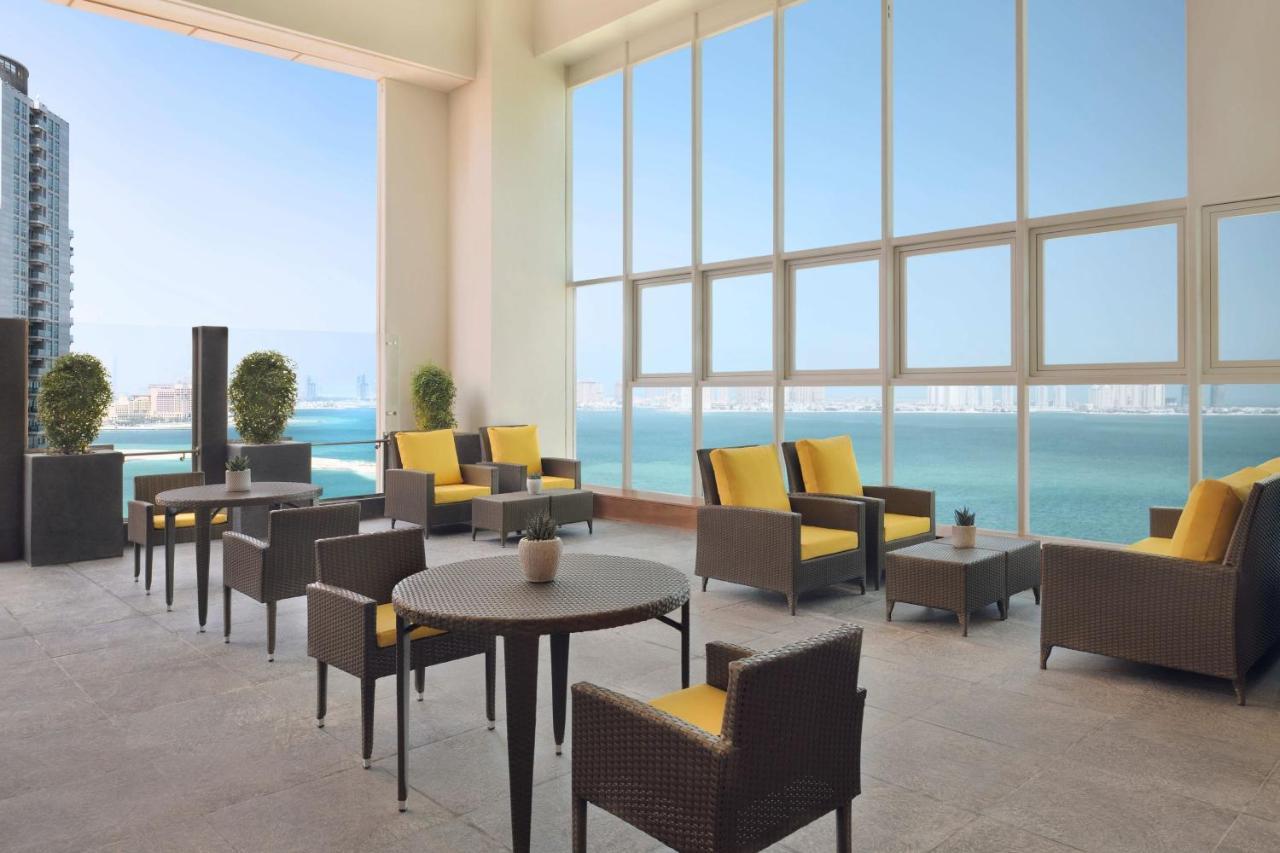 Delta Hotels By Marriott City Center Ντόχα Εξωτερικό φωτογραφία The View Lounge